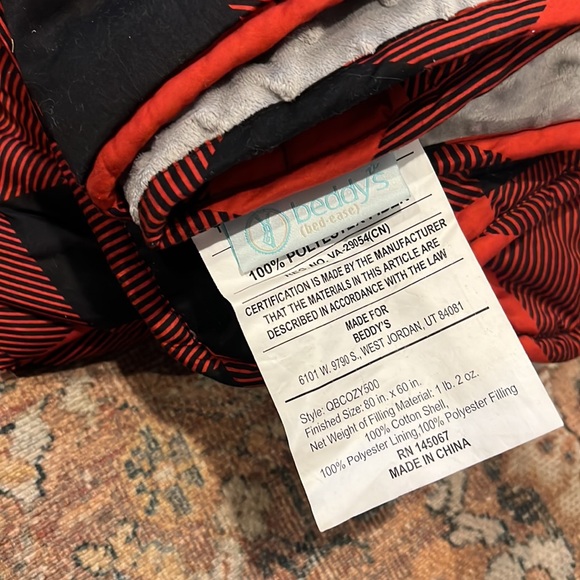 Beddys Cozy Cabin Blanket 60”x80”— Priced to sell - Picture 3 of 5